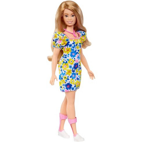 Barbie Made to Move Posable Doll in Blue Color-Blocked Top and
