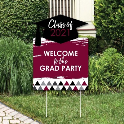 Big Dot of Happiness Maroon Grad - Best is Yet to Come - Party Decorations - Burgundy 2021 Graduation Party Welcome Yard Sign