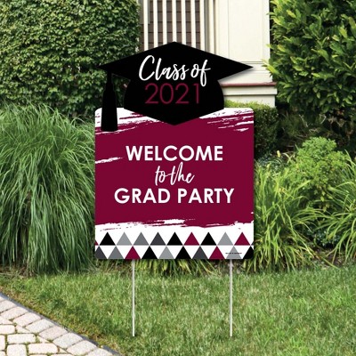 Big Dot of Happiness Maroon Grad - Best is Yet to Come - Party Decorations - Burgundy 2021 Graduation Party Welcome Yard Sign