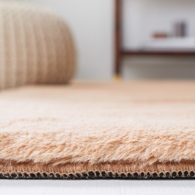 Ivory 5' x 7' Synthetic Fur Washable Area Rug