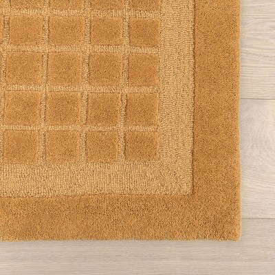 Golden Yellow Hand-Tufted Wool Rectangular Area Rug, 6' x 9'