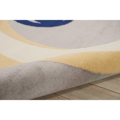 Luxurious Grey Geometric 5' x 7' Synthetic Easy-Care Area Rug