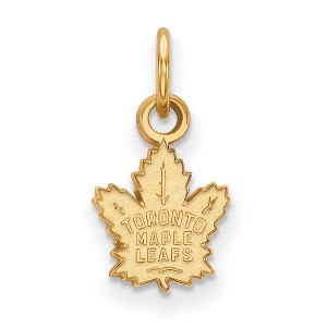 Black Bow Jewelry 14k Yellow Gold Plated Sterling Silver Toronto Maple Leafs NHL Extra Small Pendant - 1 of 3
