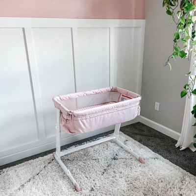 Delta bassinet outlet target