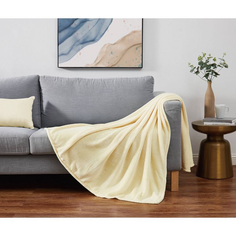 50&#34;x60&#34; Solid Plush Throw Blanket Yellow - Cannon, 6 of 8