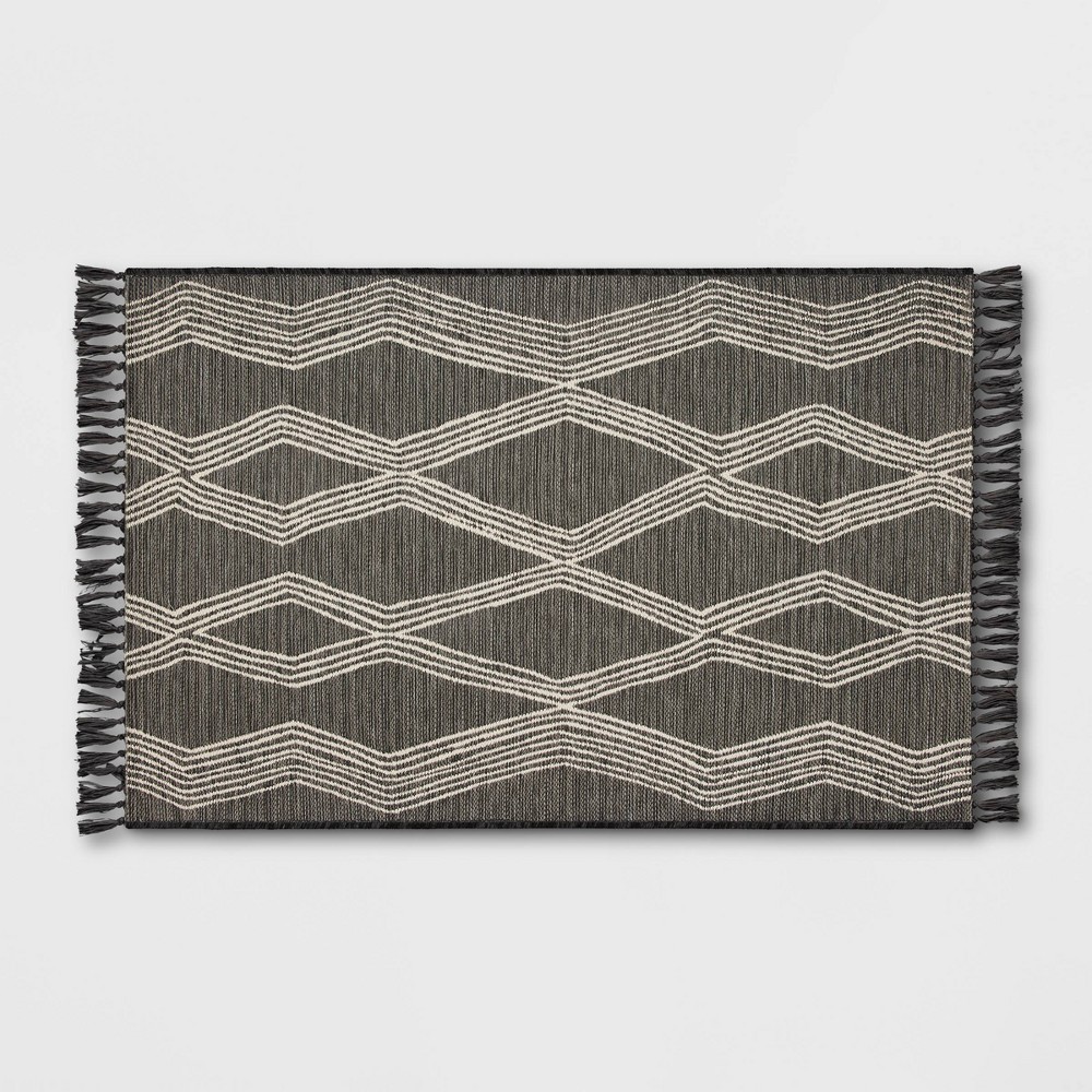 Photos - Doormat 2'6"x4'2" Modern Diamond Tapestry Rectangular Woven Outdoor Accent Rug Cha