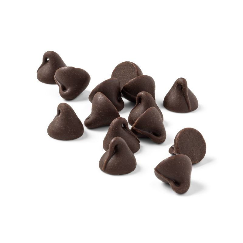 Signature Semi Sweet Chocolate Chips - 12oz - Good &#38; Gather&#8482;, 2 of 4