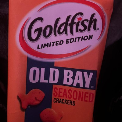 REVIEW: Limited Edition Goldfish Old Bay Seasoned Crackers