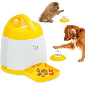 Petique Paw Me! Treat Ball Dispenser for Dogs and Other Animals – Petique,  Inc.