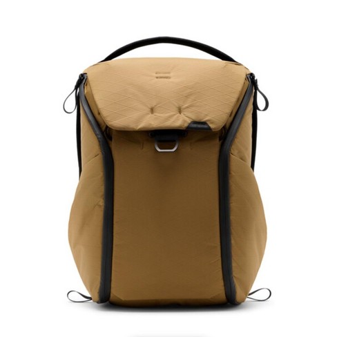 Peak Design Everyday Backpack v2 (20L, Coyote) - image 1 of 4