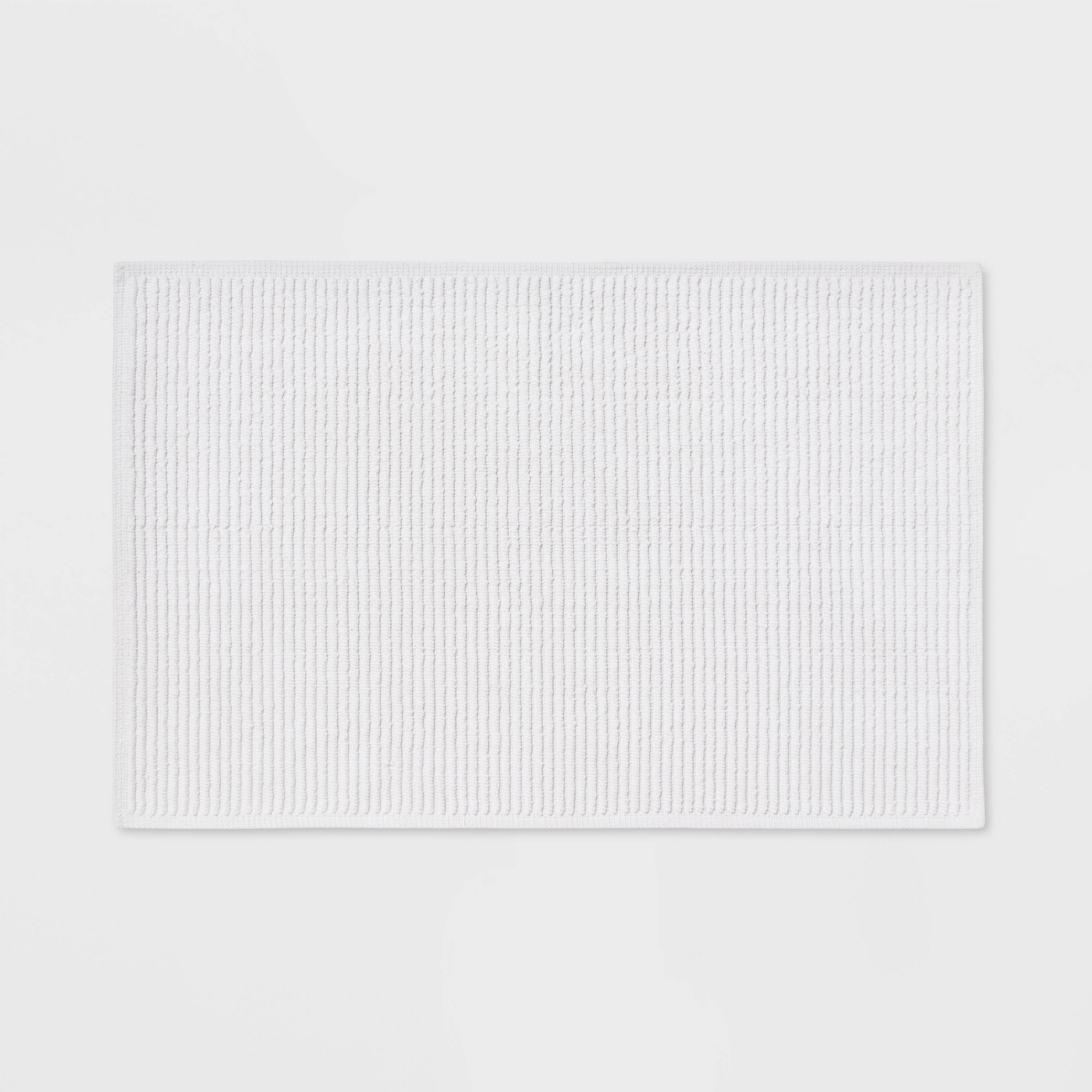20"x30" Performance Plus Bath Rug Solid White - Threshold™