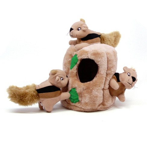 A Squirrel Puzzle Plush Dog Toy