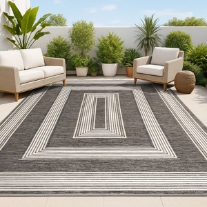 JONATHAN Y Argo Classic Nautical Mitre Stripe Reversible Machine-Washable Indoor/Outdoor Area Rug - 1 of 4