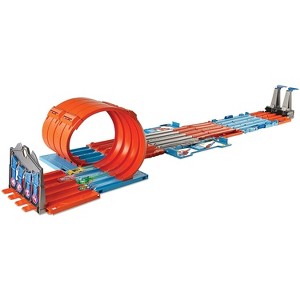 Hot Wheels Race Crate – 3-in-1 Racing and Stunt Track Set with Gravity Drop, Mega Jump & Drag Race, 8+ Feet of Track, 2 Cars, Foldable Storage Crate - 1 of 4