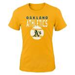 Vintage Sport Oakland Athletics Club Men's White T-shirt : Target