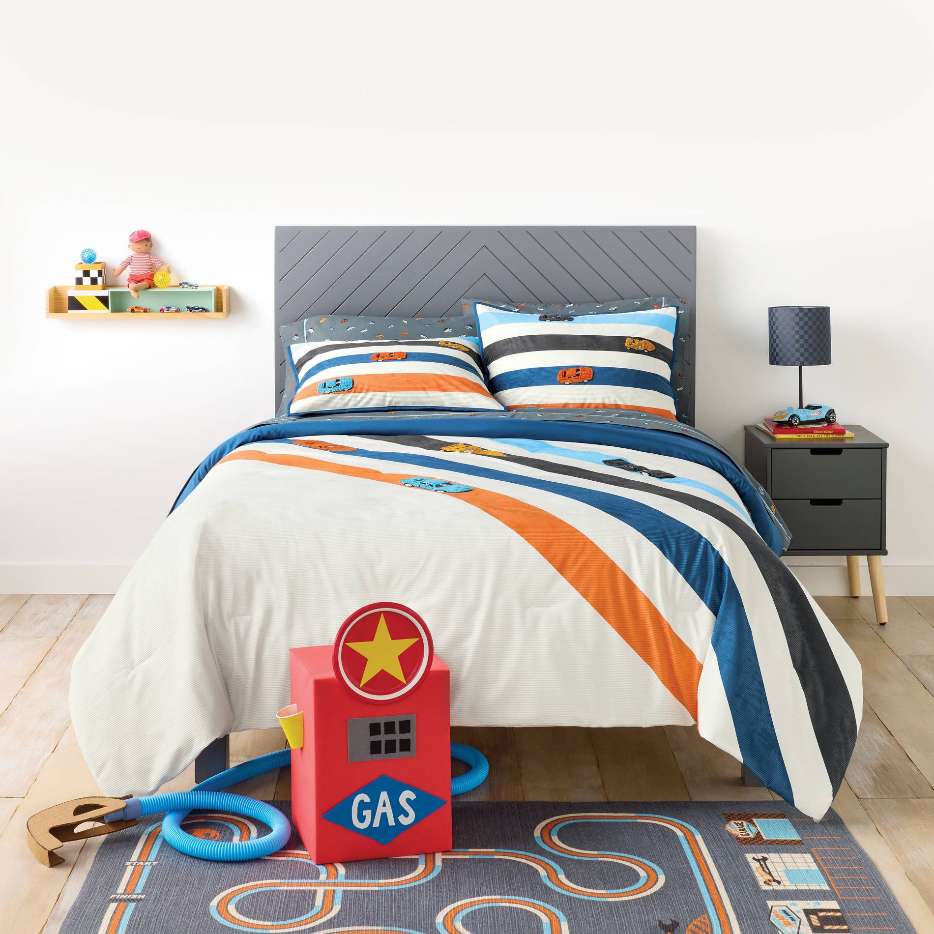 Hot Wheels Retro Track Corduroy Kids' Comforter Set Cream - Hot Wheels by Pillowfort™