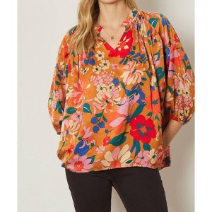 Women's Bold Floral Print Top - entro - 1 of 4