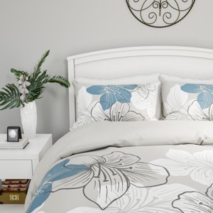 Hastings Home King-Size Hibiscus Floral Comforter Set With 2 Shams - 92" x 106", White/Blue, Set of 3 - 1 of 4