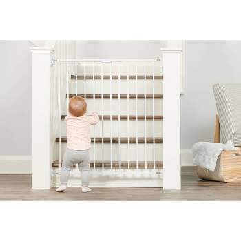 Regalo Extra Tall Top Of Stairs Metal Safety Gate - White