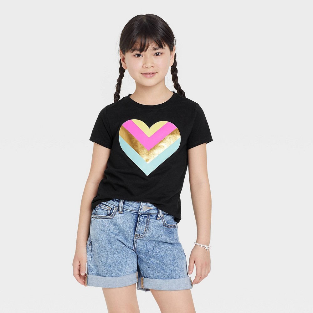 Girls' 'Chevron Heart' Short Sleeve Graphic T-Shirt - Cat & Jack Black M