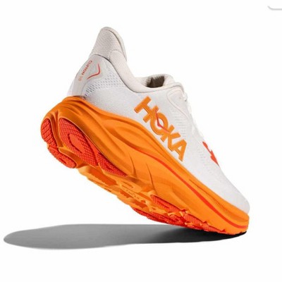Обувь HOKA Womens Clifton 10 Running Shoes Rost/Orange Zest, Size 10.5 — фото 2