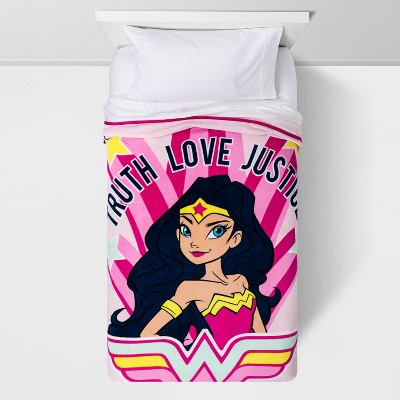 62"x90" Wonder Woman Justice Wonder Blanket