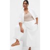 Women's Plus Size Alaia Pant - white | CITY CHIC - 2 of 4