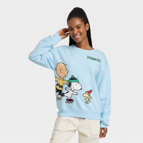 7 Ways to Wear a Graphic Sweatshirt