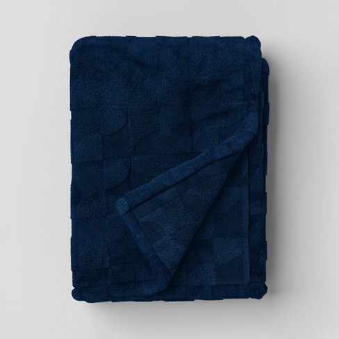 Geometric Jacquard Faux Shearling Throw Blanket - Room Essentials™ : Target