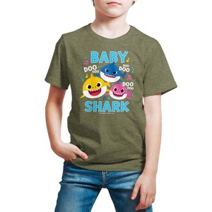 Boys' - Baby Shark - Baby Shark Family Doo Doo Doo Short Sleeve Graphic T-Shirt - 1 of 4