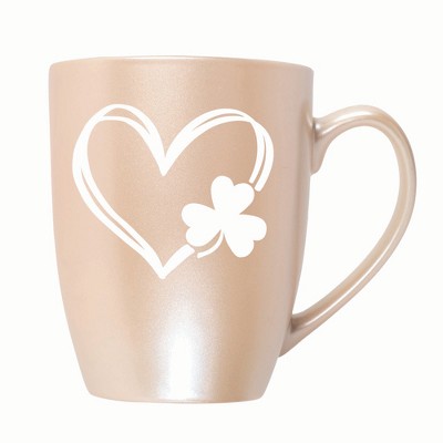 Elanze Designs Heart Outline With Three Leaf Clover 10 ounce New Bone China Coffee Tea Cup Mug, Precious Pearl