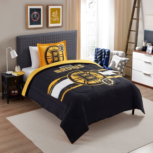 NHL Boston Bruins Comforter & Pillow Sham Set - image 1 of 4