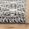 World Rug Gallery Geometric Shag Rug – Ideal for Living Room, Bedroom, or Entryway – White – Medium Pile, Easy to Clean - 3 of 4