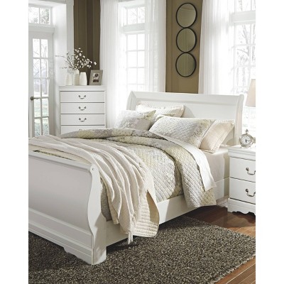 White Wood Queen Sleigh Bed with Sleigh Headboard