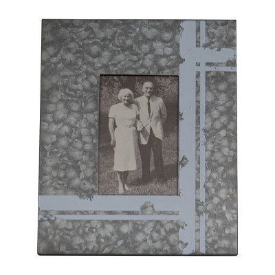 White Plaid 4x6 Inch Galvanized Metal Decorative Picture Frame - Foreside Home & Garden