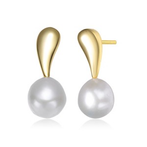 Guili Sterling Silver 14K Gold Plated stud earrings with Freshwater round pearls, creating a sophisticated, chic style for any occasion. - 1 of 3