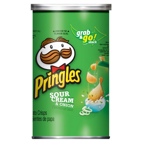 Pringles Grab & Go Large Sour Cream & Onion Potato Crisps - 2.5oz : Target