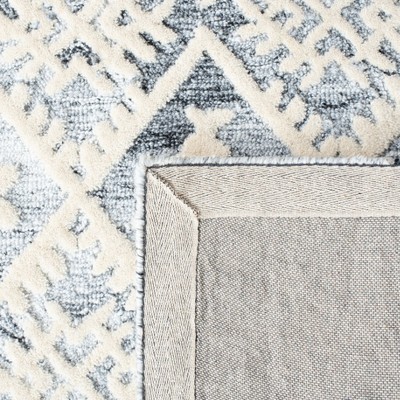 Ivory and Gray Hand-Tufted Wool Area Rug