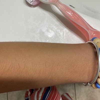 Venus Comfortglide White Tea Women's Razor + 2 Razor Blade Refills : Target