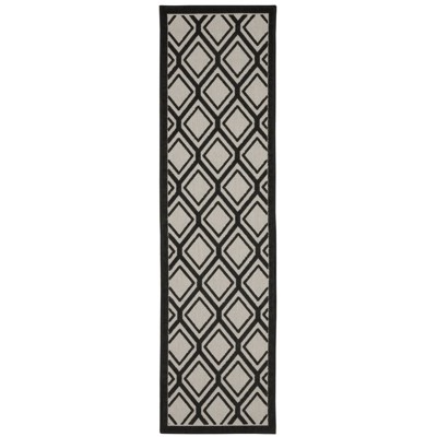Oriental Weavers Torrey 4151G Light Grey/ Black Indoor/Outdoor Area Rug - 1'10" x 7'3"