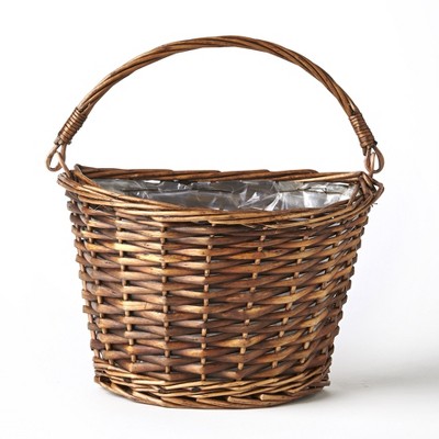 Lakeside Hanging Wicker Wall Basket with Plastic Liner for Indoor Display