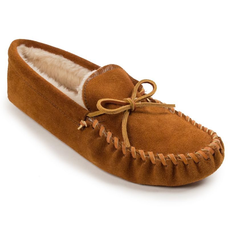 Minnetonka Men's Suede Pile Lined Softsole Moccasin Slippers, 1 of 5