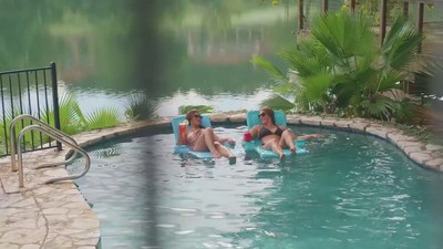 Flamingo Pink Adjustable Vinyl-Coated Foam Pool Lounger