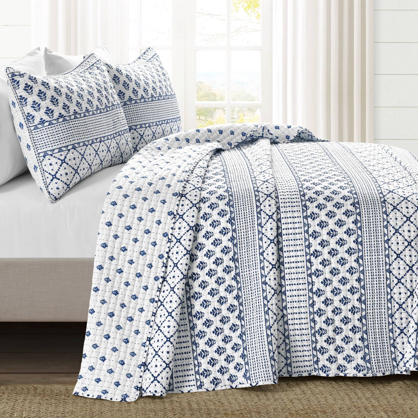 Комплект с покрывалом Lush Decor Full/Queen 3pc Monique Stripe Quilt Set Navy/White - Lush Décor, цвет: Полосатый — фото 2