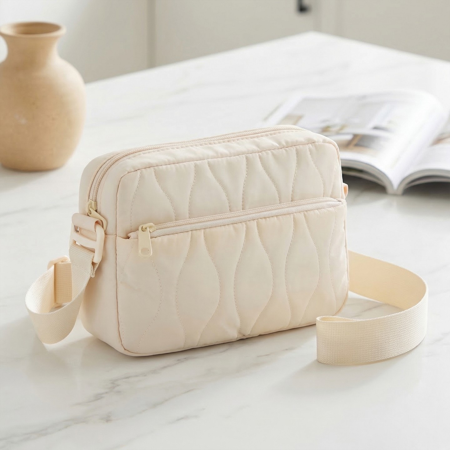 Сумки INSPIRE CHIC 2 Packs Crossbody for Women Travel Purse Puffy Shoulder Handbag with Adjustable Strap Beige/Black 9.4*2.4*6.1 inches, цвет: Бежевый — фото 3