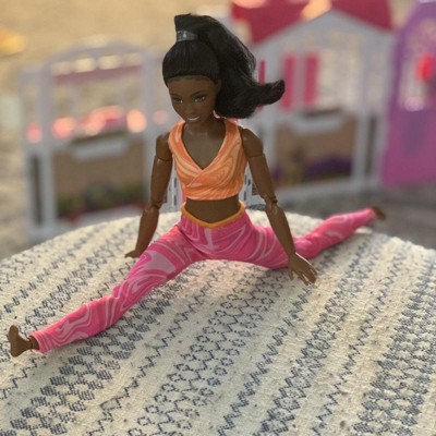 Barbie Made to Move Doll 2020 Yellow and Green Yoga Pants GXF05 Brown Hair
