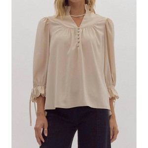 Women's Scallop Hem Blouse - entro - 1 of 4