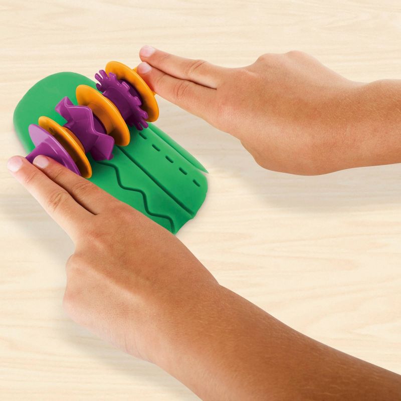 Play-Doh Ocean Friends Toolset, 5 of 12