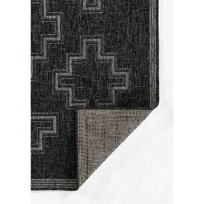 Black Rectangular Synthetic 5' x 7' Stain-Resistant Rug