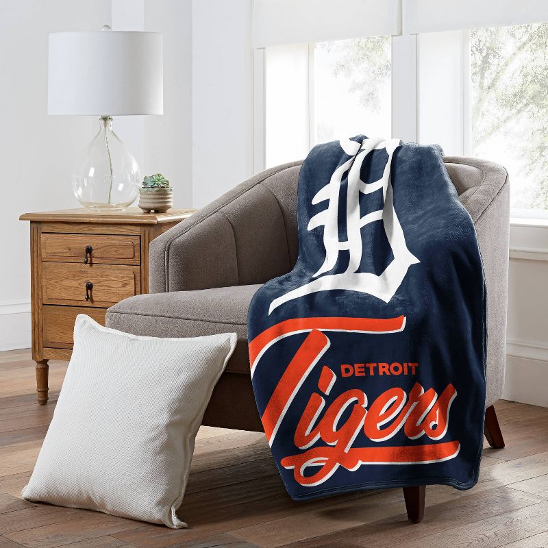 MLB Detroit Tigers 50 x 60 Raschel Throw Blanket, 2 of 4